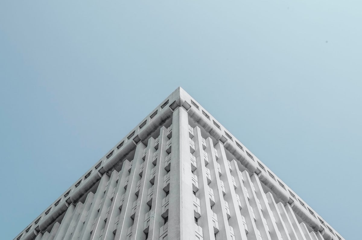 【题干】2.  根据原文默写．